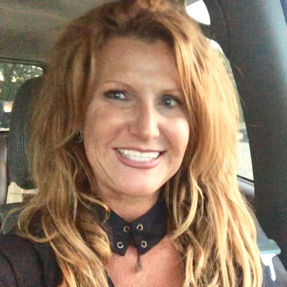 Meet your Posher, Traci
